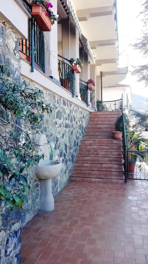 Villa Helvezia ليفانتو المظهر الخارجي الصورة